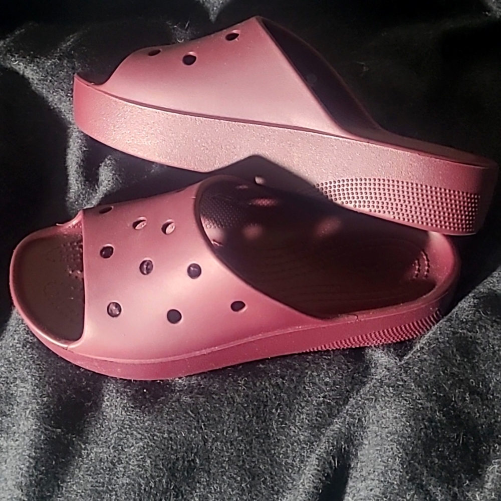 Crocs sandals 8